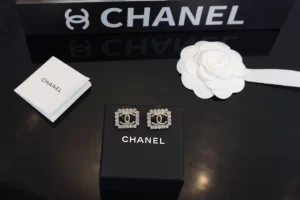 Chanel CC Crystals Square Earrings