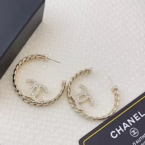 Chanel Cyrstal CC Logo Round Earrings