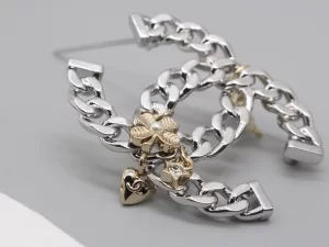 Chanel Chain CC Bowknot Brooch