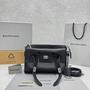 Balenciaga Mens Small Bel Air Zipped Messenger Bag Black Calfskin Balenciaga Mens Small Bel Air Zipped Messenger Bag Black Calfskin