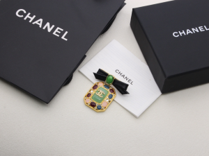 Chanel CC Diamonds Bowknot Brooch