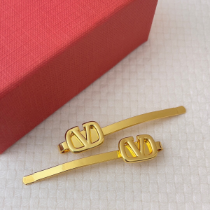 Valentino Set of 2 Embellished Vlogo Hair Clips Valentino Set of 2 Embellished Vlogo Hair Clips
