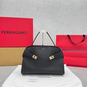 Ferragamo Hug Structured Leather Tote Bag Black Ferragamo Hug Structured Leather Tote Bag Black