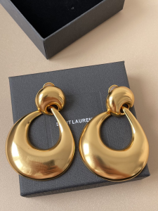 Saint Laurent Knocker Drop Clip On Earrings Gold Saint Laurent Knocker Drop Clip On Earrings Gold