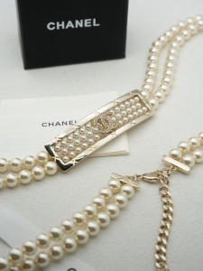 Chanel CC Logo Pearls Belt