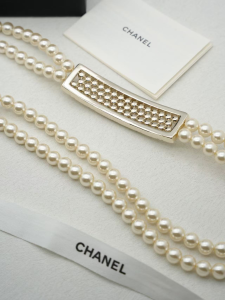 Chanel CC Logo Pearls Belt