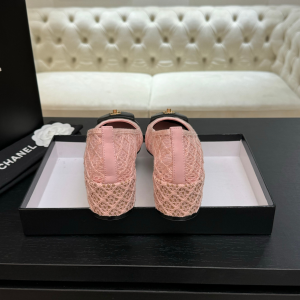 Chanel CC Logo Pink Lace Pumps