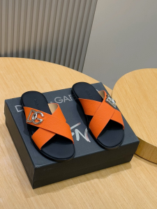 Dolce Gabbana DG Logo Salt Pepper Criss Cross Flat Sandals Orange Grained Leather Dolce Gabbana DG Logo Salt Pepper Criss Cross Flat Sandals Orange Grained Leather