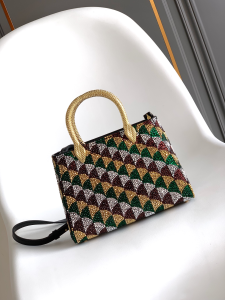 Bvlgair Bulgari Serpentine Duo Embellished Top Handle Bag Multicolor Calla Crystal Bvlgair Bulgari Serpentine Duo Embellished Top Handle Bag Multicolor Calla Crystal