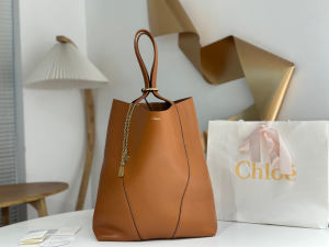 Chloe Large Spin Tote Bag Brown Grained Calfskin Leather Chloe Large Spin Tote Bag Brown Grained Calfskin Leather