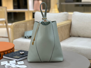 Chloe Large Spin Tote Bag Light Blue Grained Calfskin Leather Chloe Large Spin Tote Bag Light Blue Grained Calfskin Leather