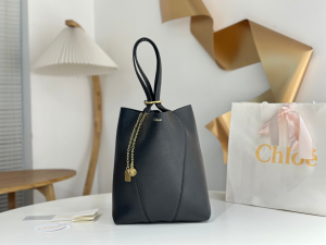 Chloe Medium Spin Tote Bag Black Grained Calfskin Leather Chloe Medium Spin Tote Bag Black Grained Calfskin Leather