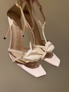 Balmain Lips Leather High Heeled Sandals Beige 100MM Balmain Lips Leather High Heeled Sandals Beige 100MM
