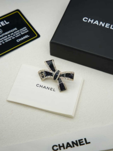 Chanel Crystal Bow Brooch Black