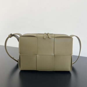 Bottega Veneta Arco Camera Intreccio Slouchy Leather Crossbody Bag Green Bottega Veneta Arco Camera Intreccio Slouchy Leather Crossbody Bag Green