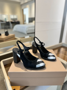 Burberry Check and Black Suede Calfskin Leather Slingback Pumps 95MM Burberry Check and Black Suede Calfskin Leather Slingback Pumps 95MM