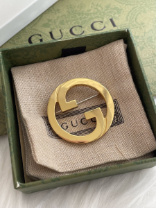 Gucci Blondie Interlocking G Brooch