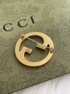 Gucci Blondie Interlocking G Brooch