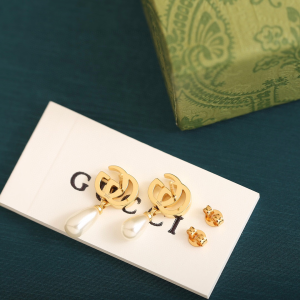 Gucci GG Marmont Pearl Drop earrings
