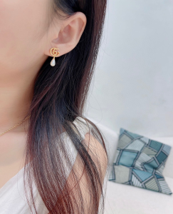 Gucci GG Marmont Pearl Drop earrings