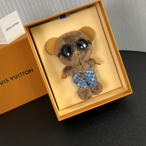 Charms Louis Vuitton LV Louis Bear Bag Charm Blue Synthetic Fur Charms Louis Vuitton LV Louis Bear Bag Charm Blue Synthetic Fur