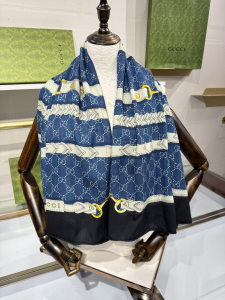 Gucci Horsebit Pattern Silk Luxury Scarf Black Blue Gucci Horsebit Pattern Silk Luxury Scarf Black Blue