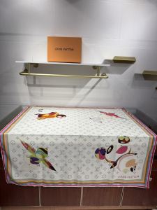 Louis Vuitton LVxTM White Monogram Superflat Characters Square Scarf Louis Vuitton LVxTM White Monogram Superflat Characters Square Scarf