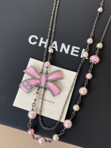 Chanel Pink Bowknot Pearls Necklaces