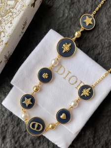 Dior D Luck Pearls Necklaces