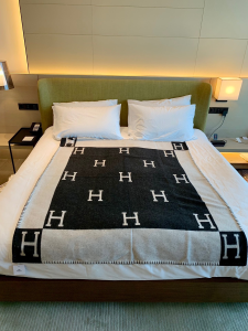 Hermes Avalon III Throw Blanket Black Jacquard Woven Merinos Wool and Cashmere Hermes Avalon III Throw Blanket Black Jacquard Woven Merinos Wool and Cashmere