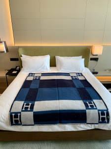 Hermes Avalon III Throw Blanket Blue Jacquard Woven Merinos Wool and Cashmere Hermes Avalon III Throw Blanket Blue Jacquard Woven Merinos Wool and Cashmere
