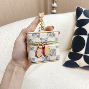 Charms Louis Vuitton Vanity White Damier Canvas Bag Charm and Keychain Charms Louis Vuitton Vanity White Damier Canvas Bag Charm and Keychain