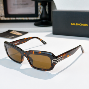 Balenciaga BB Hourglass Luxury Eyewear Sunglasses BB0432S Brown Balenciaga BB Hourglass Luxury Eyewear Sunglasses BB0432S Brown