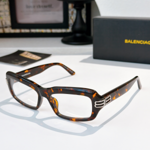 Balenciaga BB Hourglass Luxury Eyewear Sunglasses BB0432S Brown Balenciaga BB Hourglass Luxury Eyewear Sunglasses BB0432S Brown