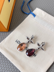 Louis Vuitton LV Heirloom Earrings