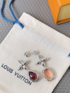 Louis Vuitton LV Heirloom Earrings