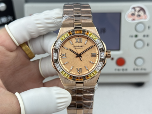 Chopard Alpine Eagle Frozen Diamonds Gold Dial Rose Gold Bracelet Watch Chopard Alpine Eagle Frozen Diamonds Gold Dial Rose Gold Bracelet Watch