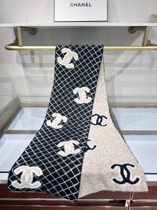 Chanel CC Logo Wool Cashmere Shawl Scarf Black White Chanel CC Logo Wool Cashmere Shawl Scarf Black White