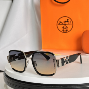 Hermes Square Luxury Eyewear Sunglasses H9720 Black Hermes Square Luxury Eyewear Sunglasses H9720 Black