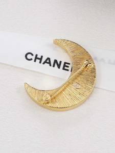 Chanel CC Half Moon Brooch