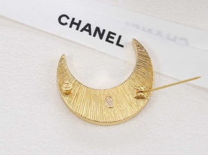 Chanel CC Half Moon Brooch