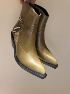 Schiaparelli Green Calfskin Leather Riding Ankle Boots Schiaparelli Green Calfskin Leather Riding Ankle Boots
