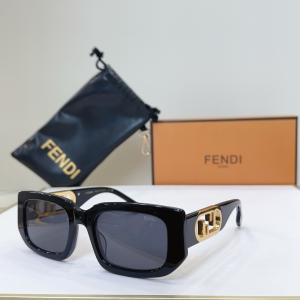 Fendi Luxury Eyewear Sunglasses FE8362 Black Fendi Luxury Eyewear Sunglasses FE8362 Black