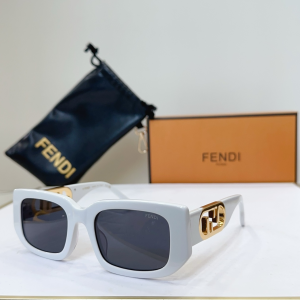 Fendi Luxury Eyewear Sunglasses FE8362 White Fendi Luxury Eyewear Sunglasses FE8362 White