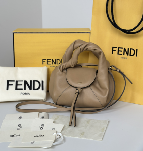 Fendi Spy Mini Beige Leather Shoulder Crossbody Bag Fendi Spy Mini Beige Leather Shoulder Crossbody Bag
