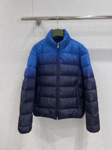 Gucci Printed technical poplin zip jacket Gradient light blue to blue SML Gucci Printed technical poplin zip jacket Gradient light blue to blue SML