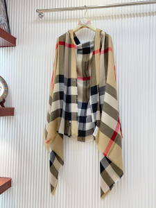 Burberry Vintage Check Cashmere Silk Scarf Beige Burberry Vintage Check Cashmere Silk Scarf Beige