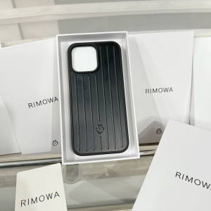Rimowa Plastic iPhone 16 Case Black