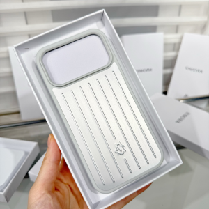 Rimowa Plastic iPhone 17 Case White