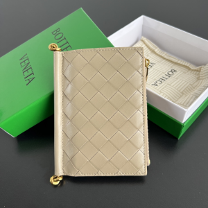 Bottega Veneta Solstice Medium Bi Fold Wallet Beige Woven Intrecciato Calf Leather Bottega Veneta Solstice Medium Bi Fold Wallet Beige Woven Intrecciato Calf Leather